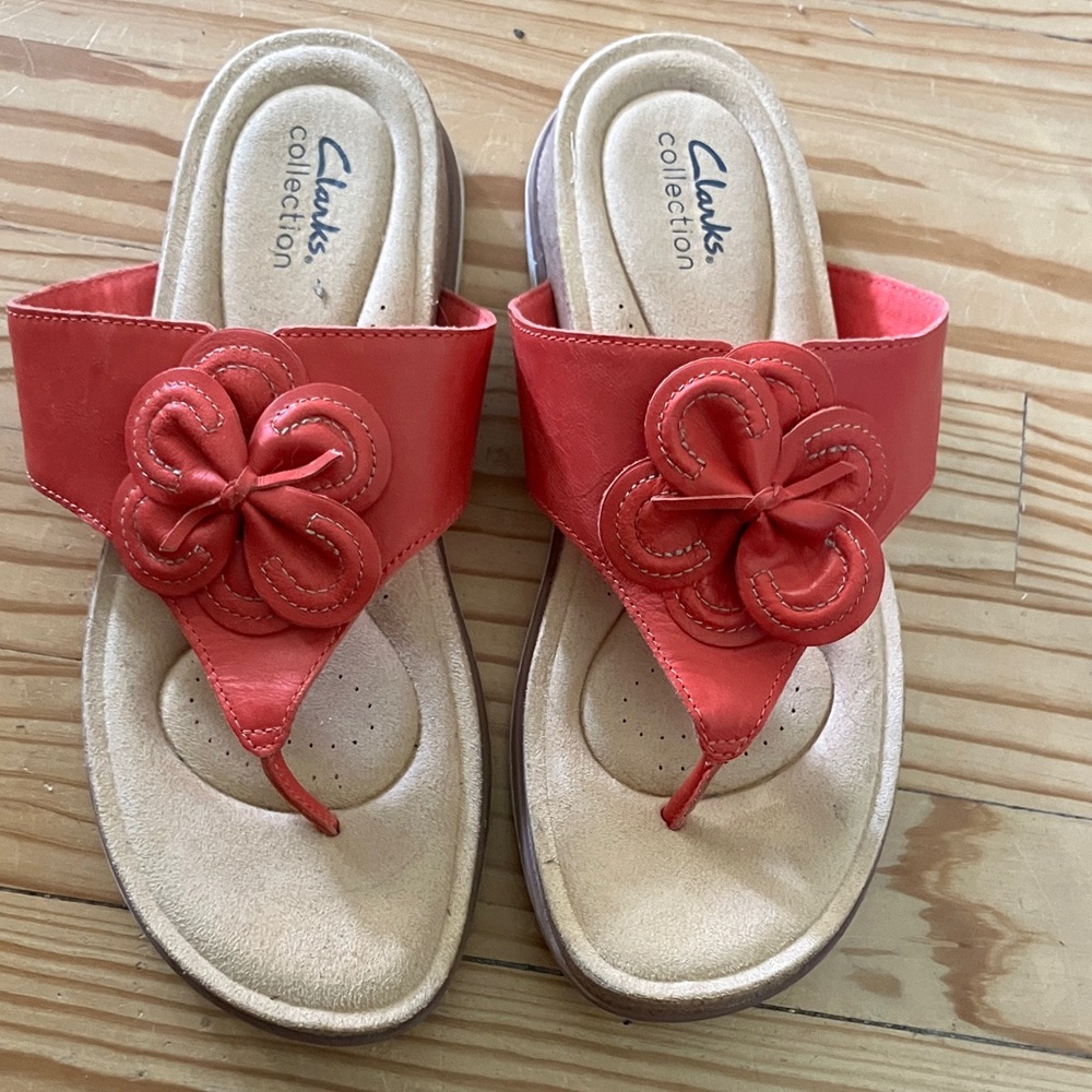ClarksFloral Slide Sandals Coral 9.5